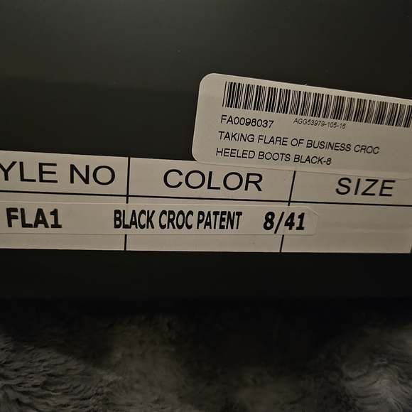 Taking Flare of Business, Faux-Croc Block-heeled boots - Picture 5 of 5